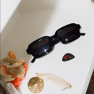 crap lucid blur sunglasses in black